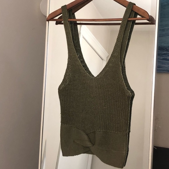 Love Tree Tops - Love Tree knit tank top